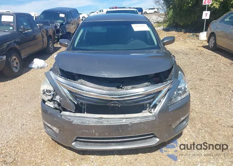 2015 Nissan Altima 2.5/2.5 S/2.5 Sl/2.5 Sv из США, поврежденный, VIN 1N4AL3AP0FC457946